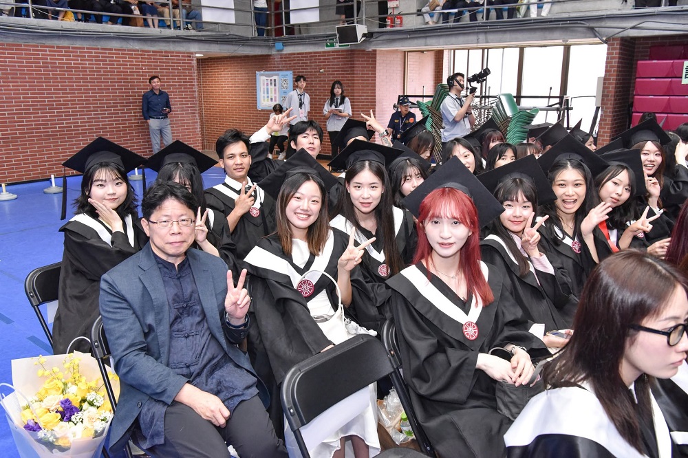 sinh vien truong NTNU